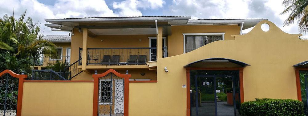 Palms Hotel Trinidad Arouca Екстер'єр фото