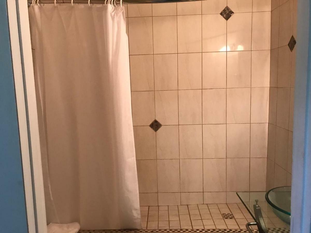 Palms Hotel Trinidad Arouca Екстер'єр фото